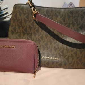 Michael kors purse wallet set